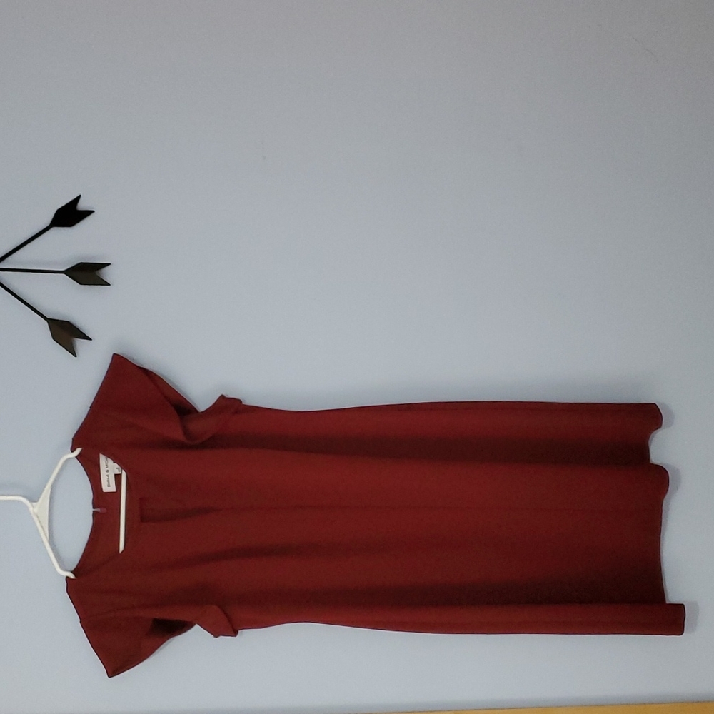 Emma & Michele, Size 6, Red Wine